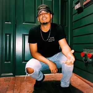 Meet your Posher, Christian